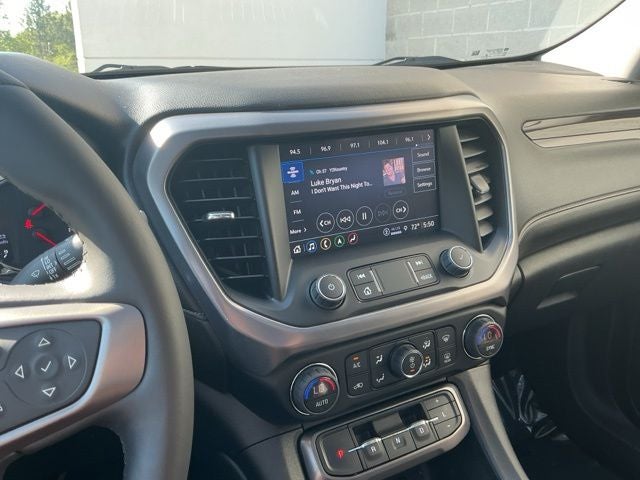 2022 GMC Acadia AT4