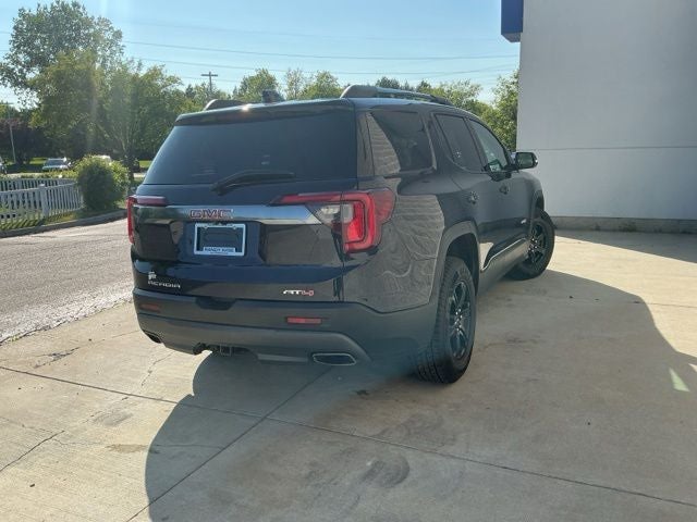 2022 GMC Acadia AT4