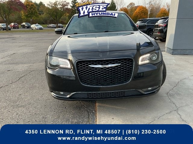 2019 Chrysler 300 S