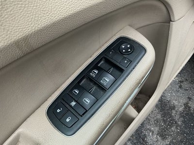 2012 Chrysler 300 Limited