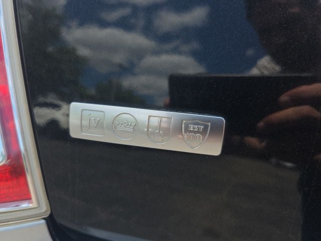 2013 Chrysler 300 C John Varvatos