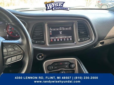 2022 Dodge Challenger SXT