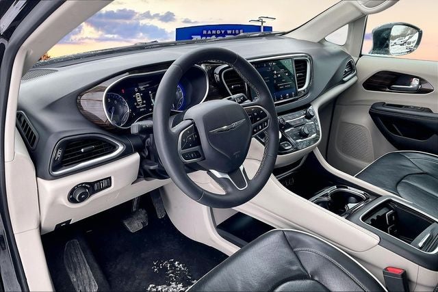 2024 Chrysler Pacifica Limited