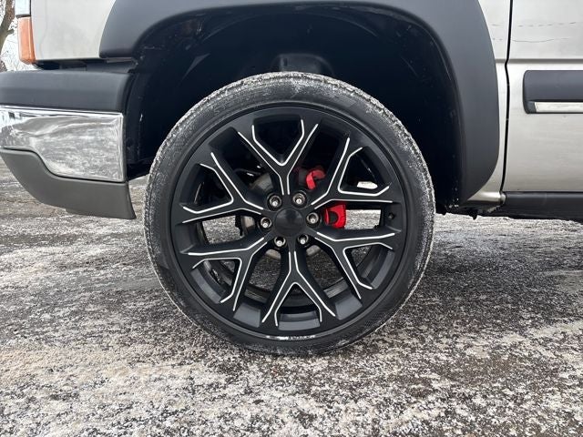 2004 Chevrolet Avalanche 1500 Base