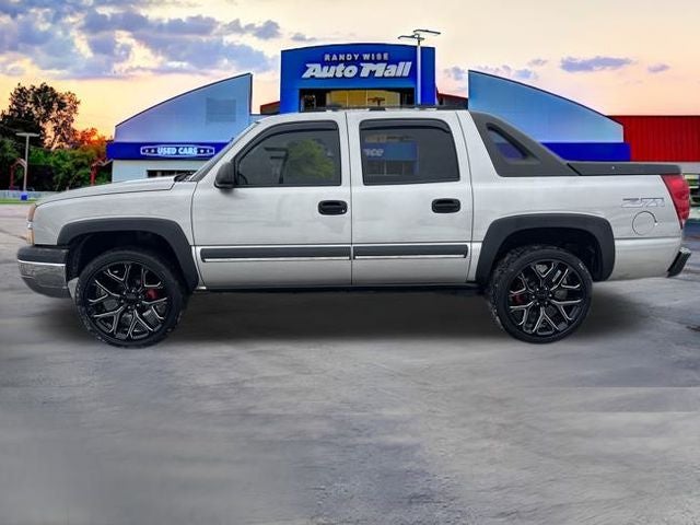2004 Chevrolet Avalanche 1500 Base