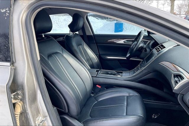 2016 Lincoln MKZ Base