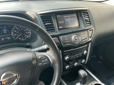 2014 Nissan Pathfinder SV