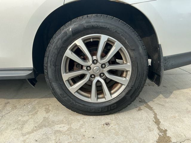 2014 Nissan Pathfinder SV