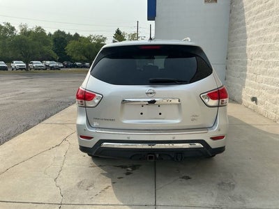 2014 Nissan Pathfinder SV