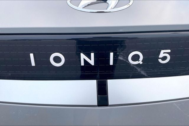 2024 Hyundai IONIQ 5 SE