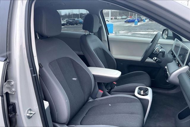 2024 Hyundai IONIQ 5 SE