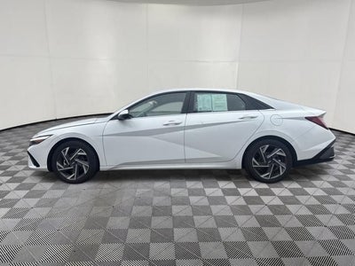 2024 Hyundai Elantra Limited
