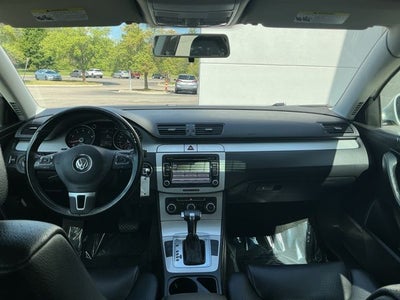 2010 Volkswagen Passat Komfort