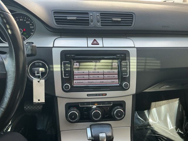 2010 Volkswagen Passat Komfort