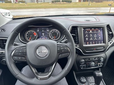 2022 Jeep Cherokee Trailhawk