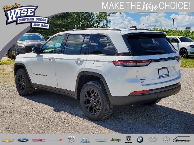 2026 Jeep Grand Cherokee Altitude
