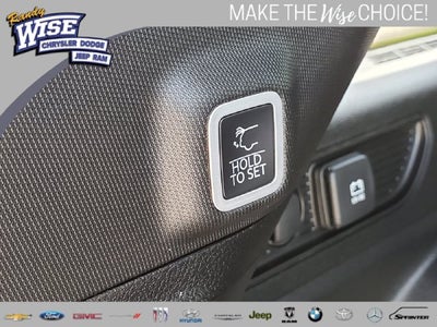 2026 Jeep Grand Cherokee Altitude