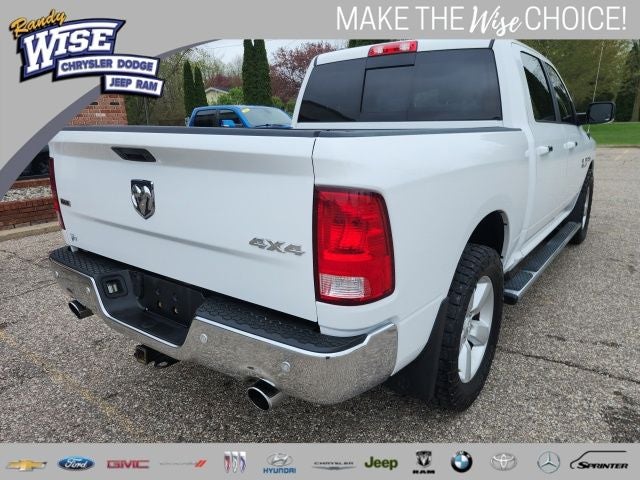 2017 RAM 1500 SLT