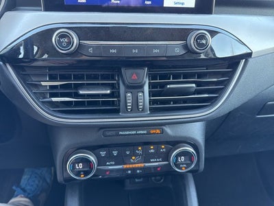 2021 Ford Escape Hybrid SE