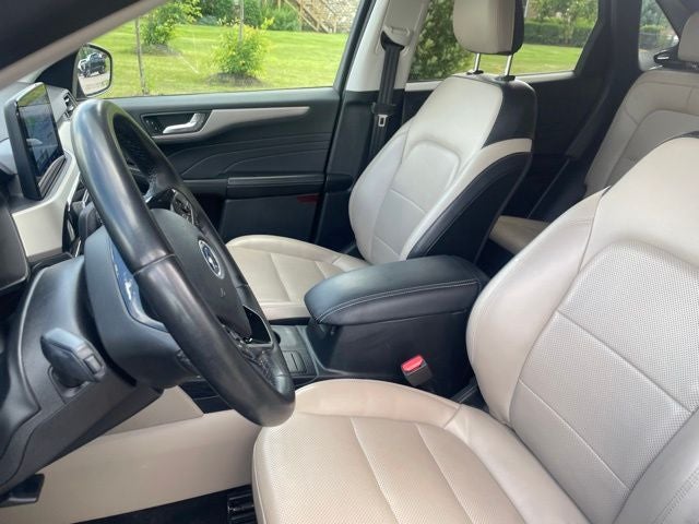 2022 Ford Escape Hybrid SEL