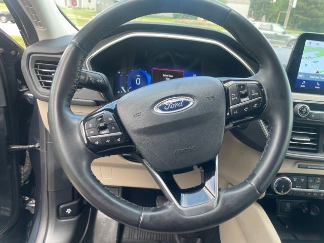 2022 Ford Escape Hybrid SEL