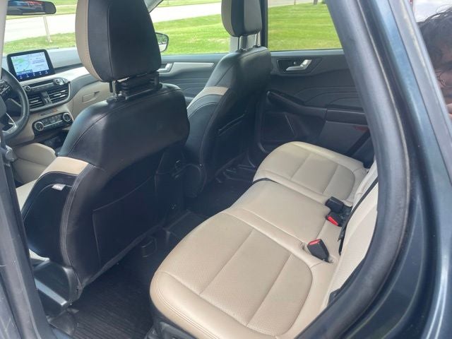 2022 Ford Escape Hybrid SEL