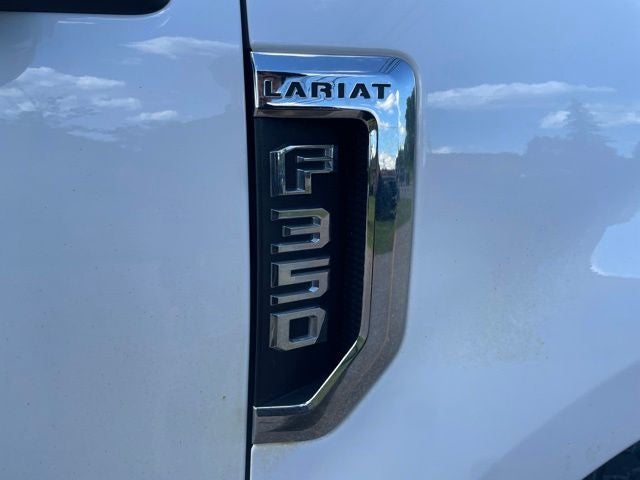 2022 Ford F-350SD Lariat