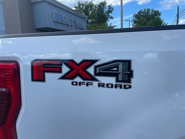 2022 Ford F-350SD Lariat