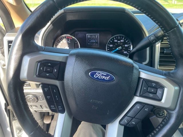 2022 Ford F-350SD Lariat