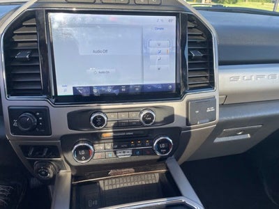 2022 Ford F-350SD Lariat