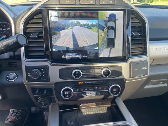 2022 Ford F-350SD Lariat