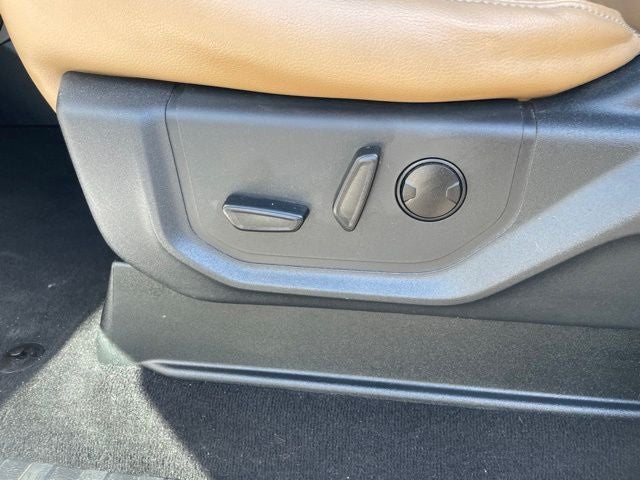 2022 Ford F-350SD Lariat