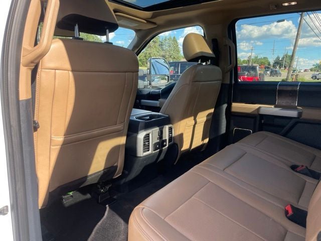 2022 Ford F-350SD Lariat