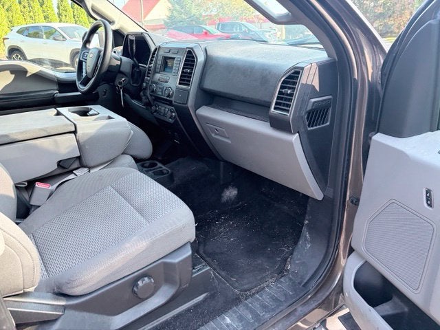2017 Ford F-150 XLT 6 SPEED
