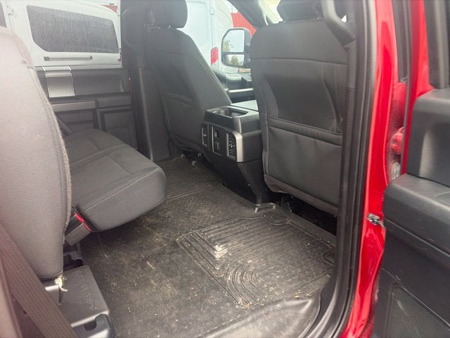 2016 Ford F-150 XLT 6 SPEED