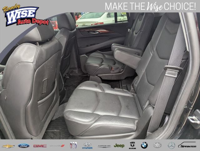 2018 Cadillac Escalade Luxury