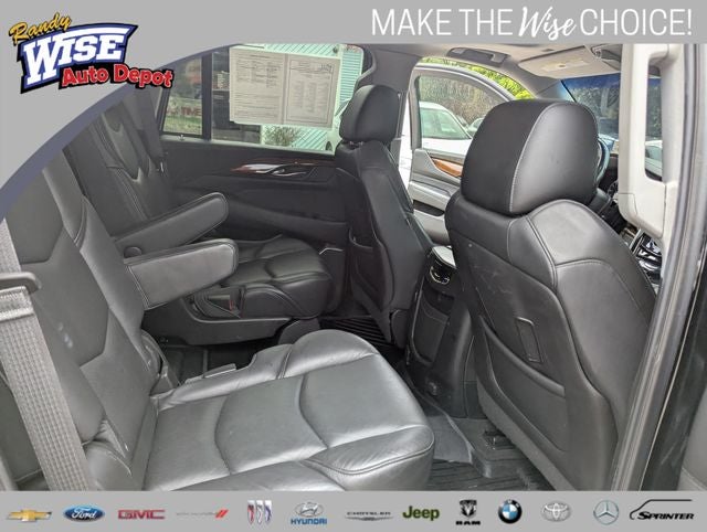 2018 Cadillac Escalade Luxury