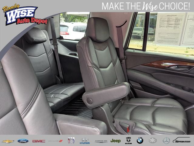 2018 Cadillac Escalade Luxury
