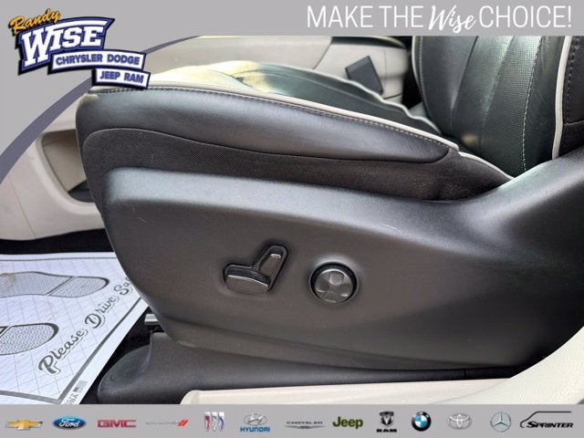2023 Chrysler Pacifica Hybrid Limited