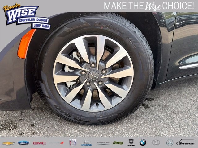 2023 Chrysler Pacifica Hybrid Limited