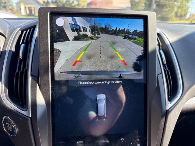 2024 Ford Edge SEL Sunroof
