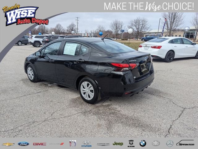 2021 Nissan Versa 1.6 S