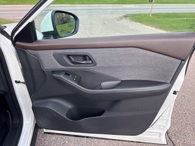 2022 Nissan Rogue S