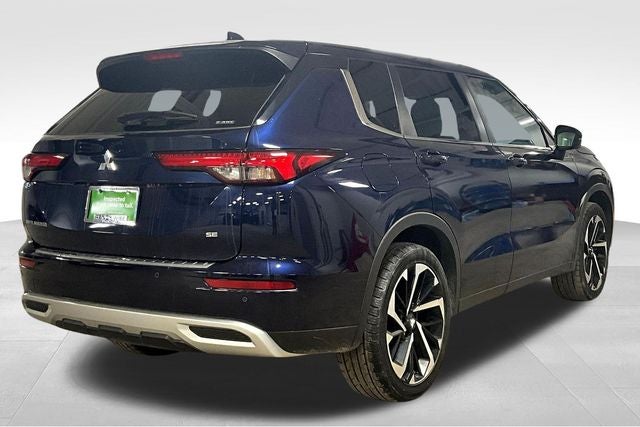 2022 Mitsubishi Outlander SE