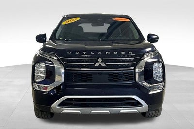 2022 Mitsubishi Outlander SE